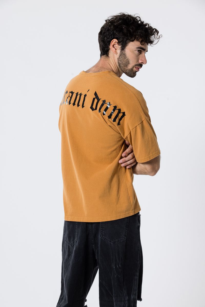 Remera-Mc-Bronzon-Naranja