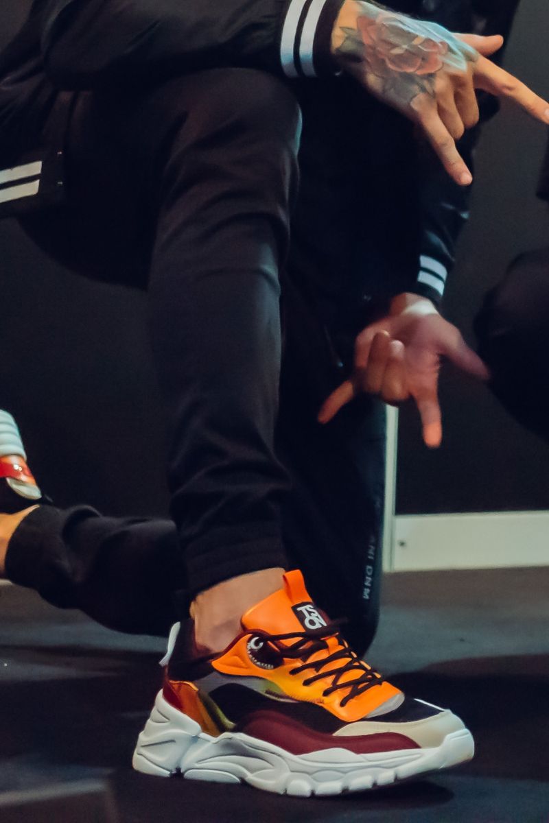 Naranja zapatillas 2024