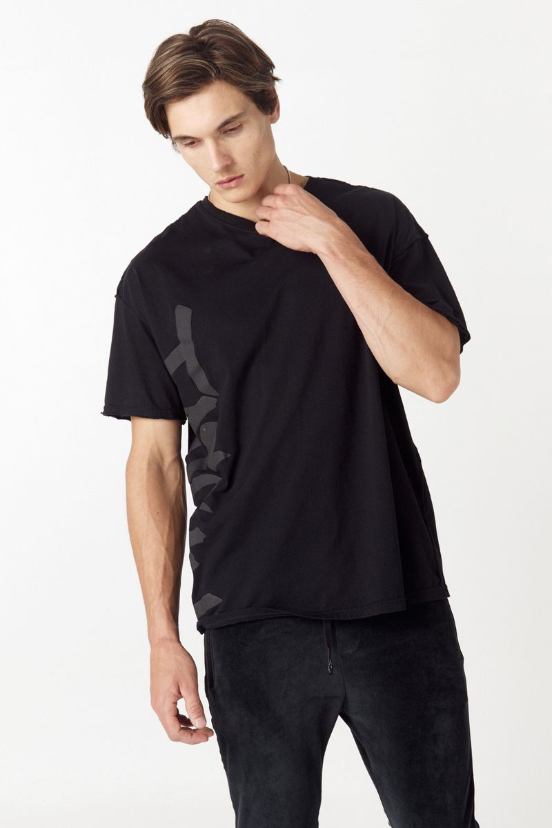 Remera-Mc-Brooklyn-Negro