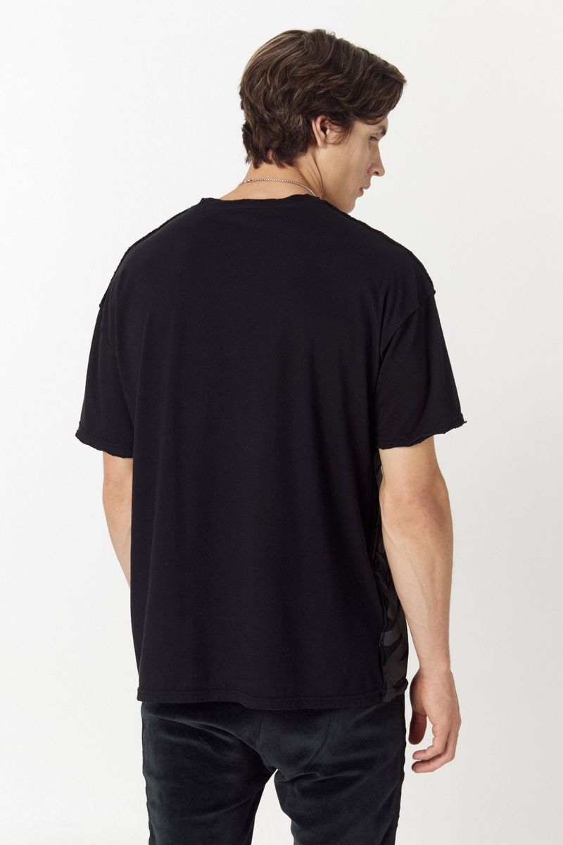 Remera-Mc-Brooklyn-Negro