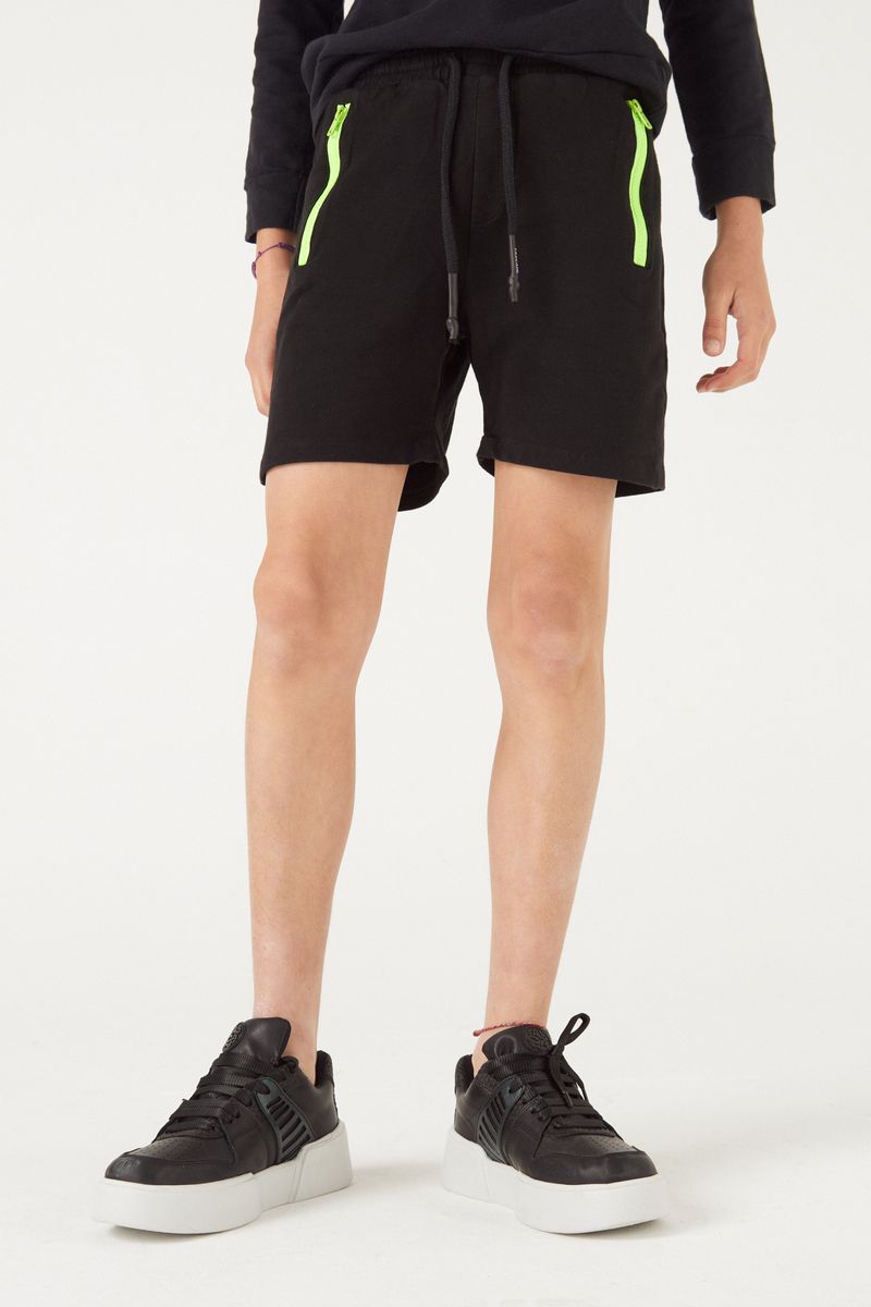 Bermuda-Y-Toria-Plus-Negro