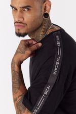 Remera-Mc-Bohemian-Negro