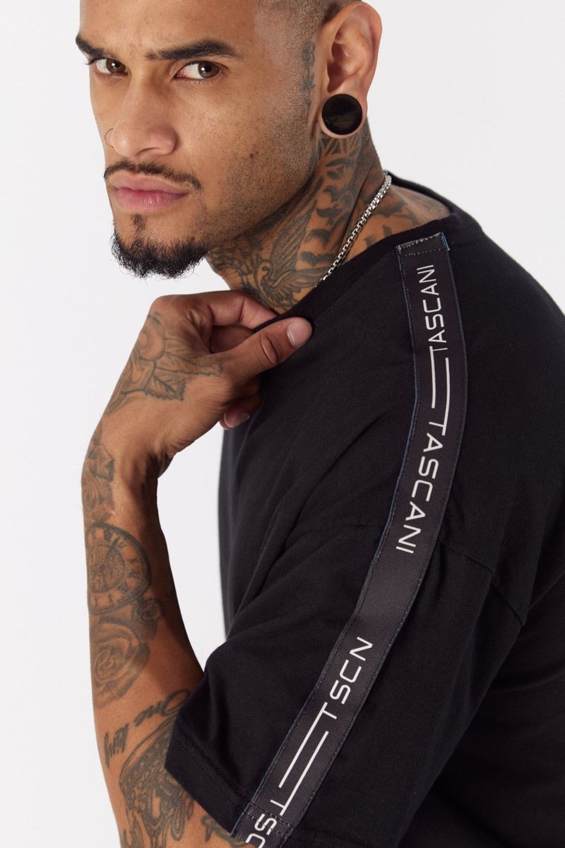 Remera-Mc-Bohemian-Negro