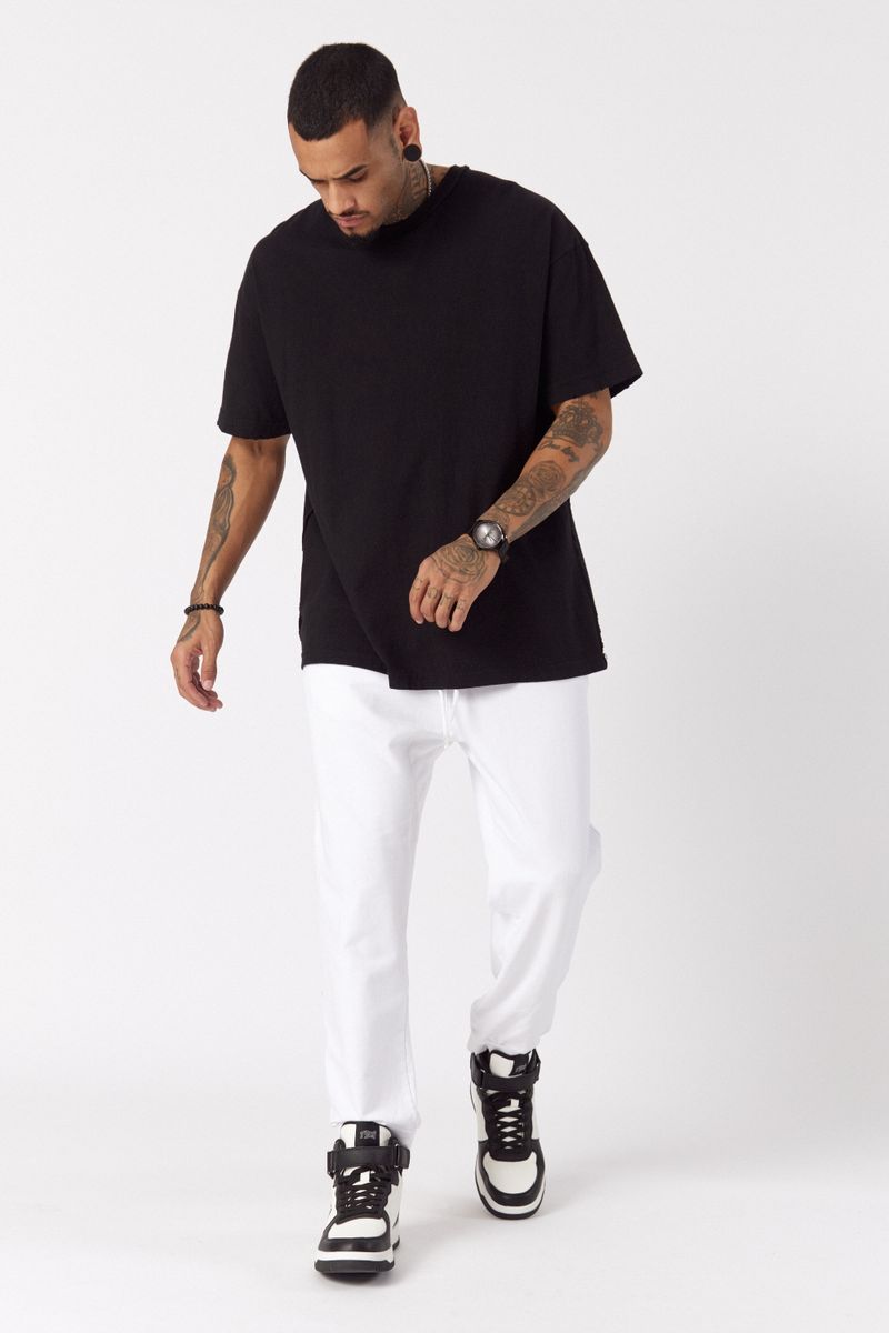 Remera-Mc-Beibi-Negro