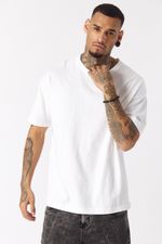 Remera-Mc-Beibi-Blanco