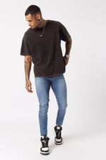 Remera-Mc-Belleza-Negro