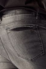 Jean-Loose-Cropped-Thailand-Gris